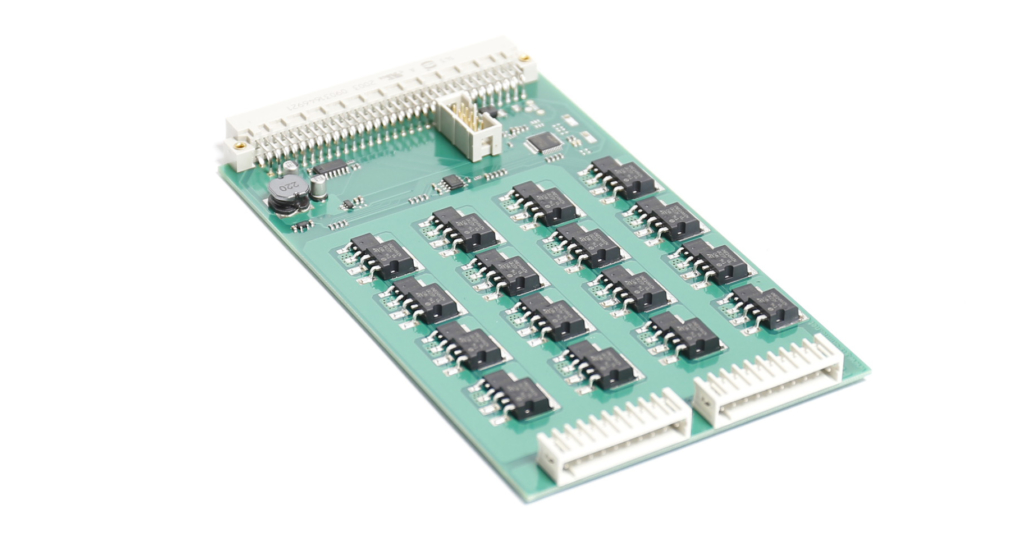 PLD board: Power semiconductor switch with 16 channels view 1