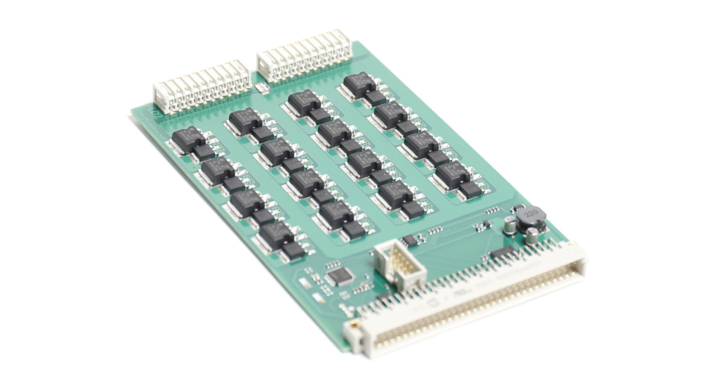 PLD board: Power semiconductor switch with 16 channels view 3